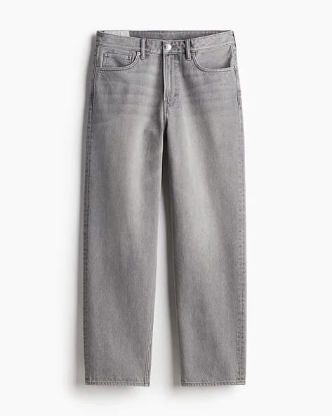 Men’s Classic Grey Straight-Fit Denim Jeans | Modern Everyday Wear