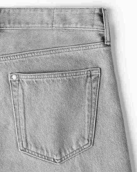 Men’s Classic Grey Straight-Fit Denim Jeans | Modern Everyday Wear