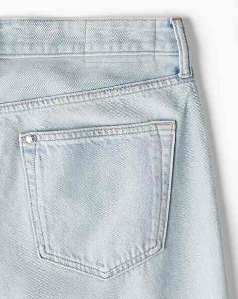 Men’s Ice Blue Straight-Fit Denim Jeans | Modern Everyday Wear